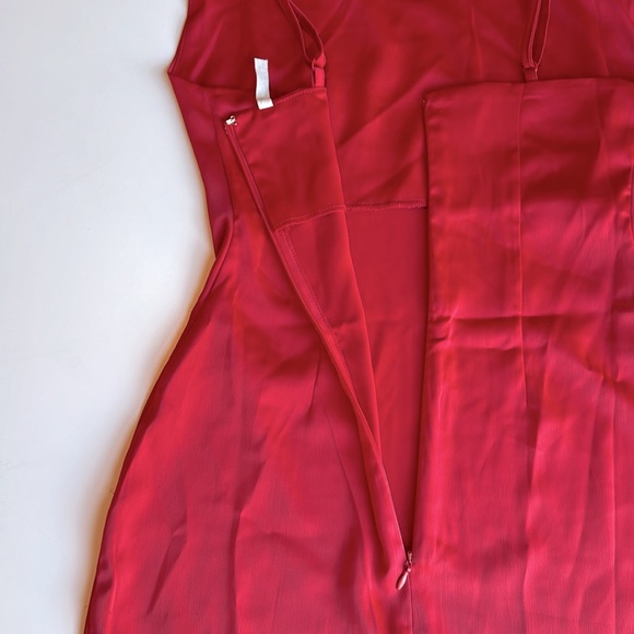 Urban Outfitters Val Straight-Neck Satin Mini Dress size xs - Picture 8 of 13